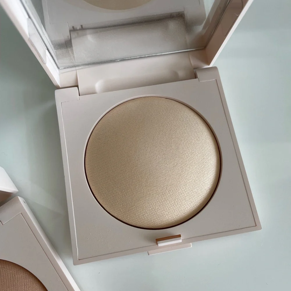 2 x Laura Mercier Real Flawless Luminous Perfecting Pressed Powders Translucent